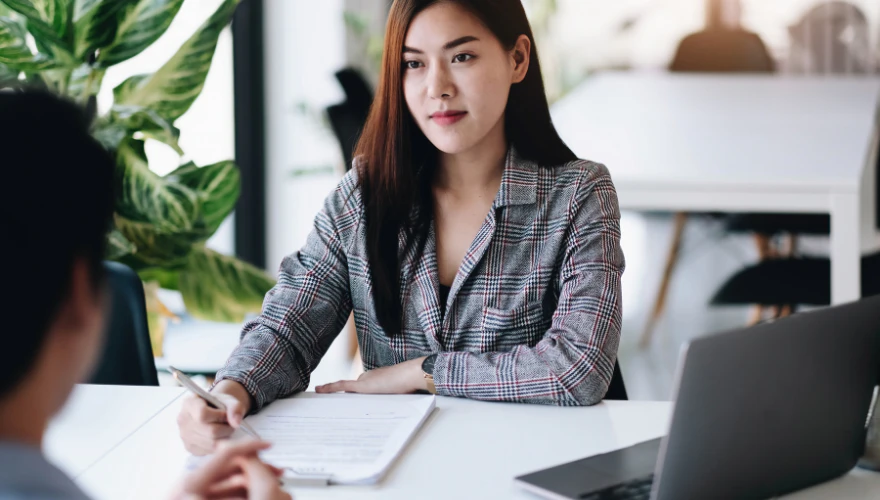 8 cách đặt câu hỏi tinh tế khi khảo sát thông tin khách hàng