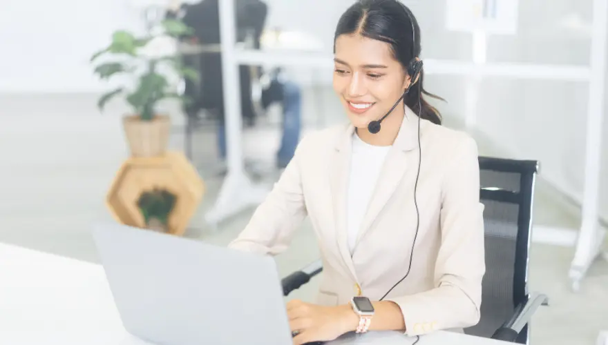 Đánh giá vs. phản hồi của khách hàng: Hiểu sao cho đúng?