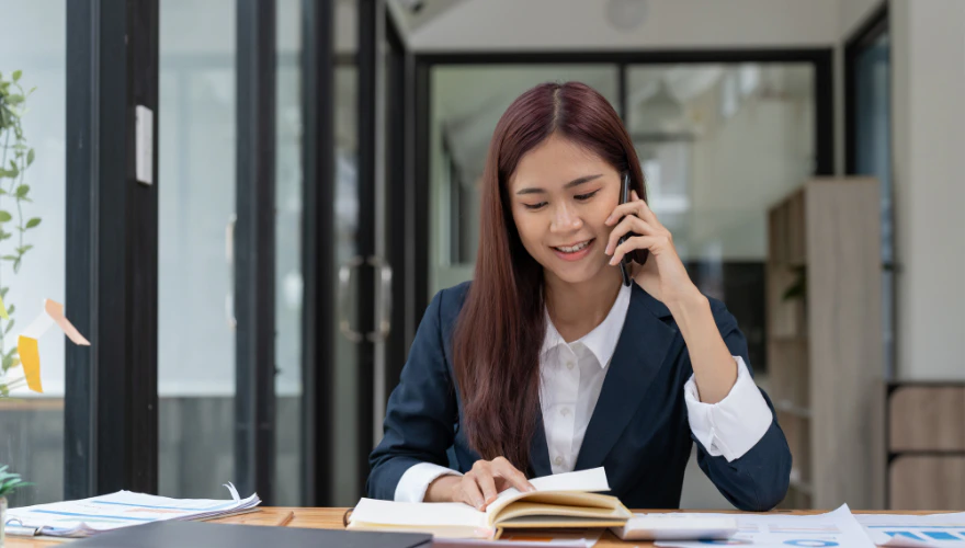 Đội ngũ bán hàng cũng có thể là một nguồn dữ liệu về khách hàng cho doanh nghiệp