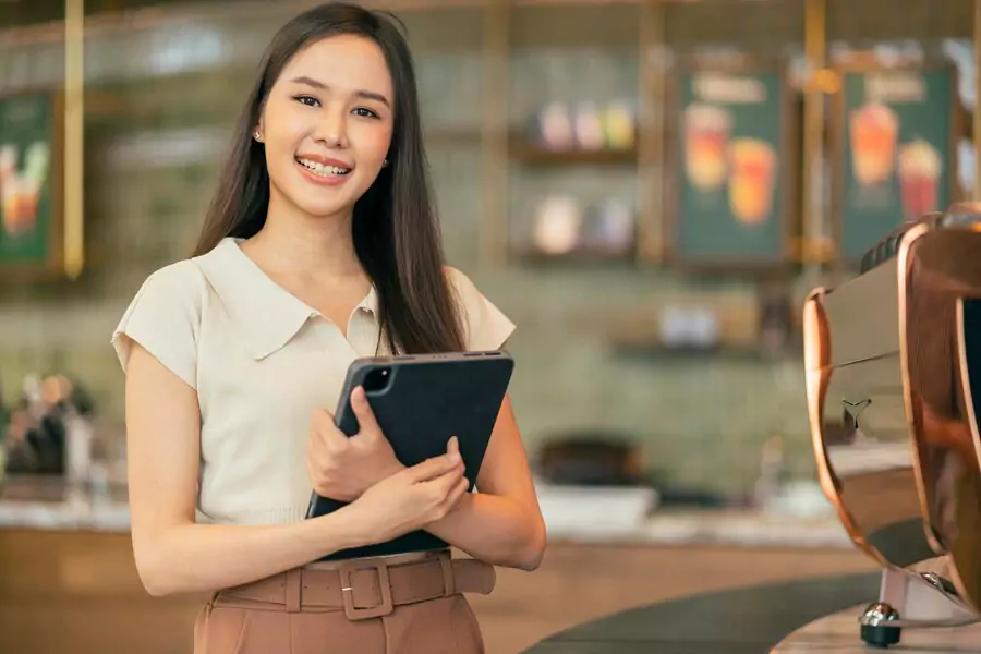 Đội ngũ nhân viên tuyến đầu có thể là nguồn thông tin khách hàng tuyệt vời cho chiến lược VoC tại doanh nghiệp
