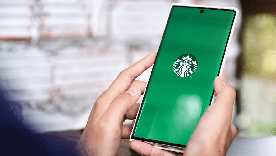 Starbucks là ví dụ thành công cho việc sử dụng ứng dụng của thương hiệu để gia tăng lòng trung thành của khách hàng
