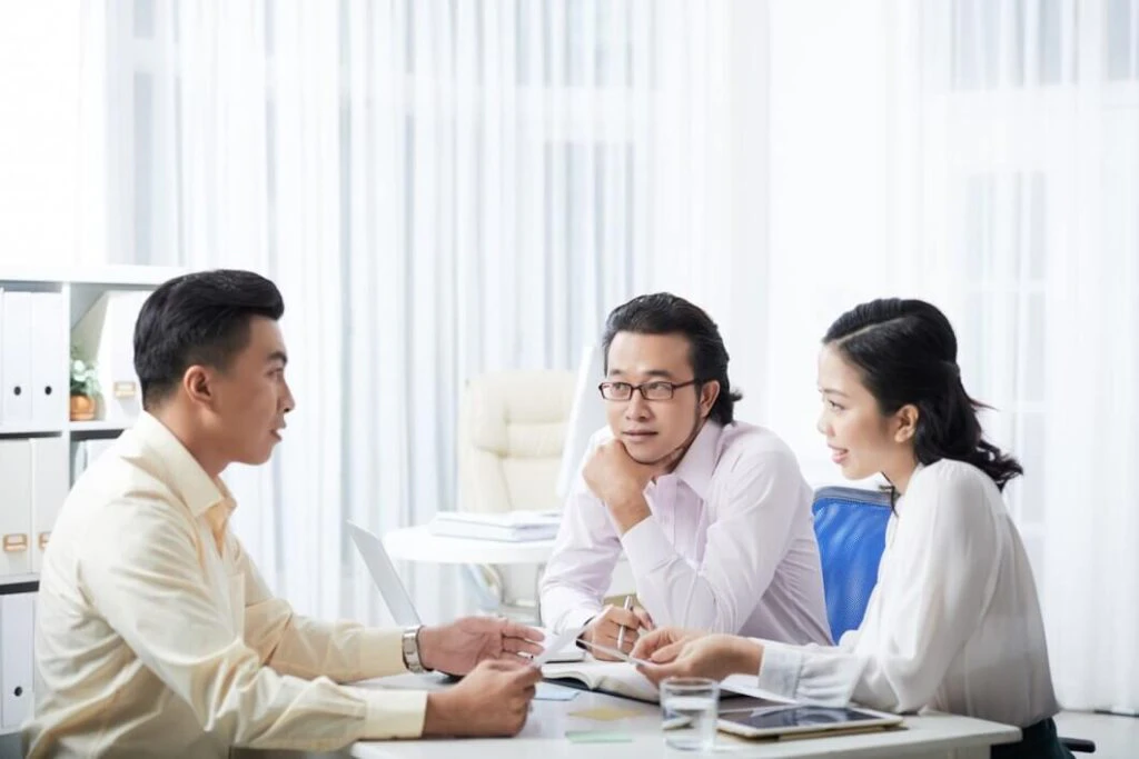 VoC giúp doanh nghiệp hiểu rõ hơn về nhu cầu, mong muốn và kỳ vọng của khách hàng