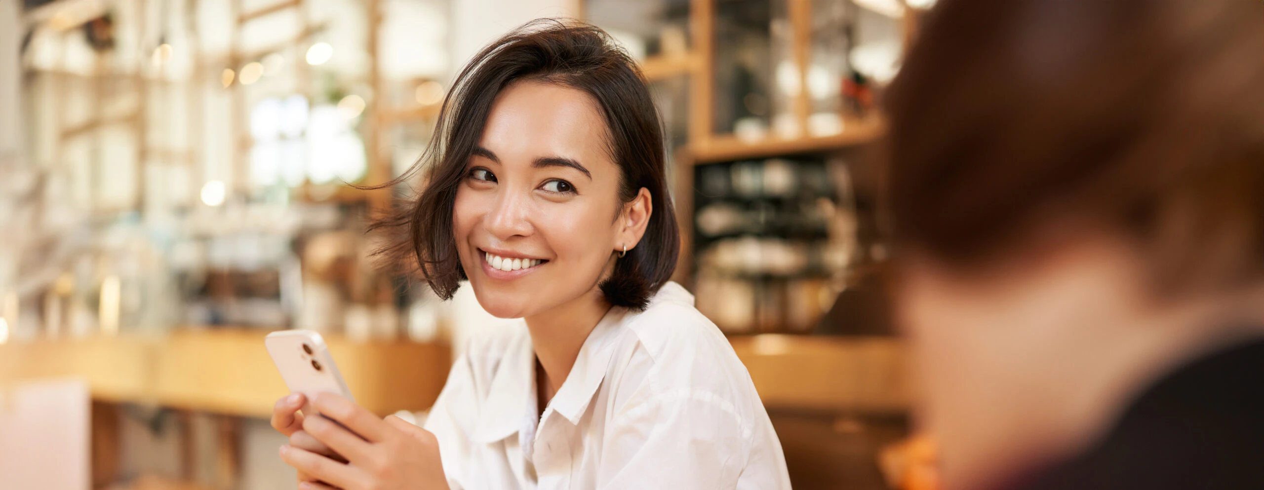 5 Xu Hướng Trải Nghiệm Khách Hàng (CX) Hàng Đầu Năm 2025