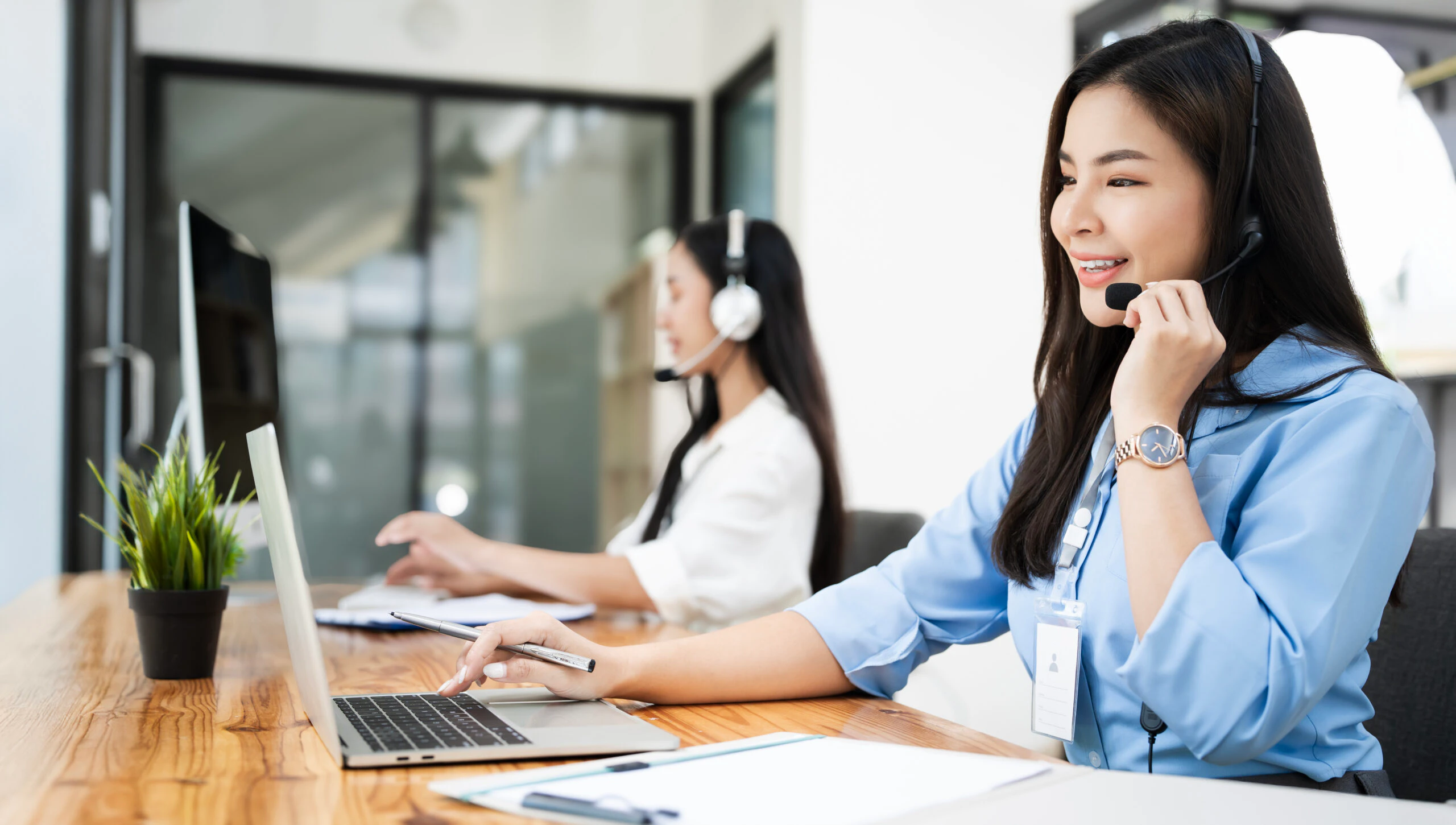 Tự động hóa chăm sóc khách hàng với AI Agent: Nâng hiệu suất &amp; hài lòng khách hàng trong kỷ nguyên AI