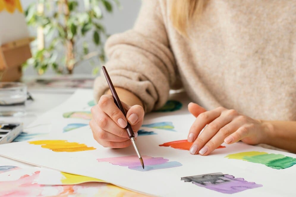 Doanh nghiệp sẽ có cơ hội thấu hiểu sâu sắc khách hàng hơn khi đưa các yếu tố thương hiệu vào khảo sát