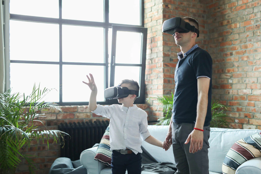 Trải nghiệm sản phẩm qua AR - VR