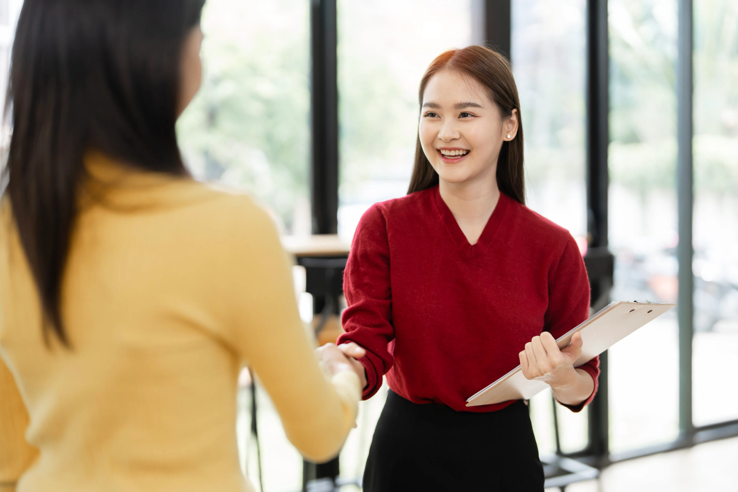 Trải nghiệm khách hàng &amp; lấy khách hàng làm trung tâm: Khác biệt thực sự và bí quyết tối ưu chiến lược CX